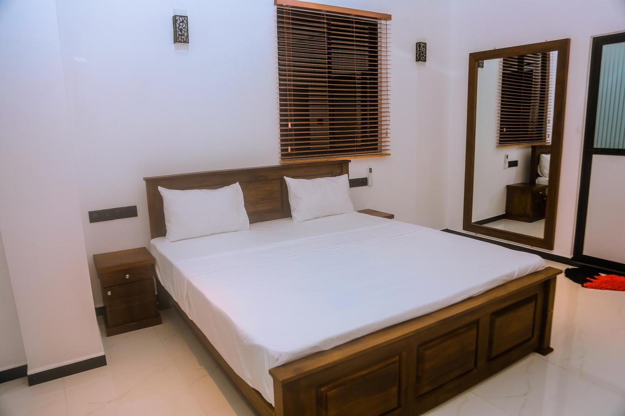 Mirissa Breeze Hotel Ngoại thất bức ảnh
