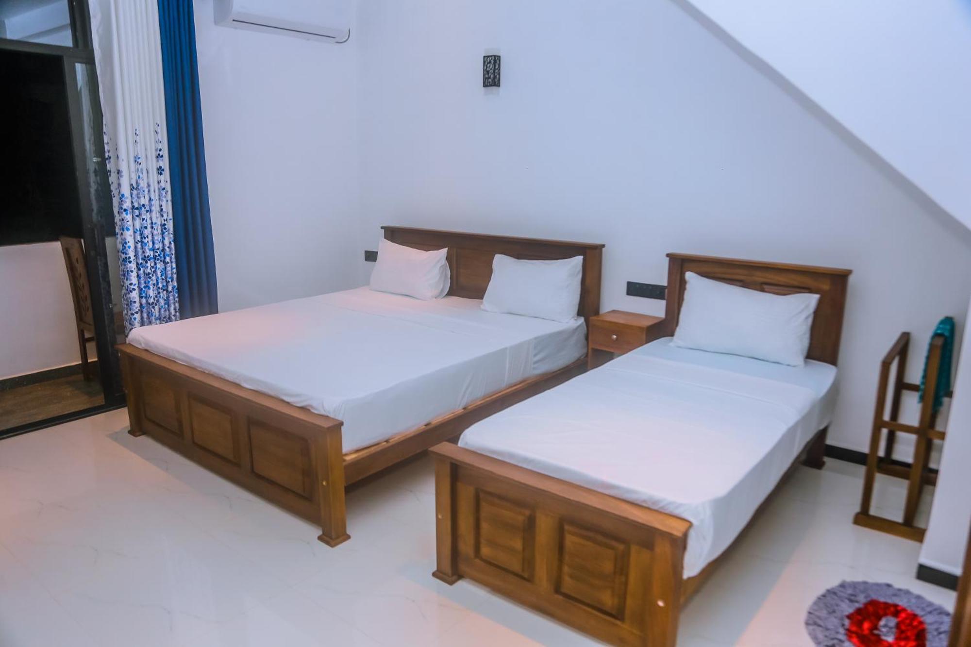 Mirissa Breeze Hotel Ngoại thất bức ảnh