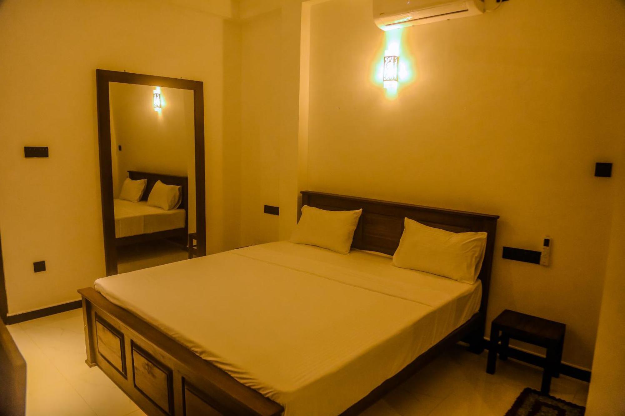 Mirissa Breeze Hotel Ngoại thất bức ảnh