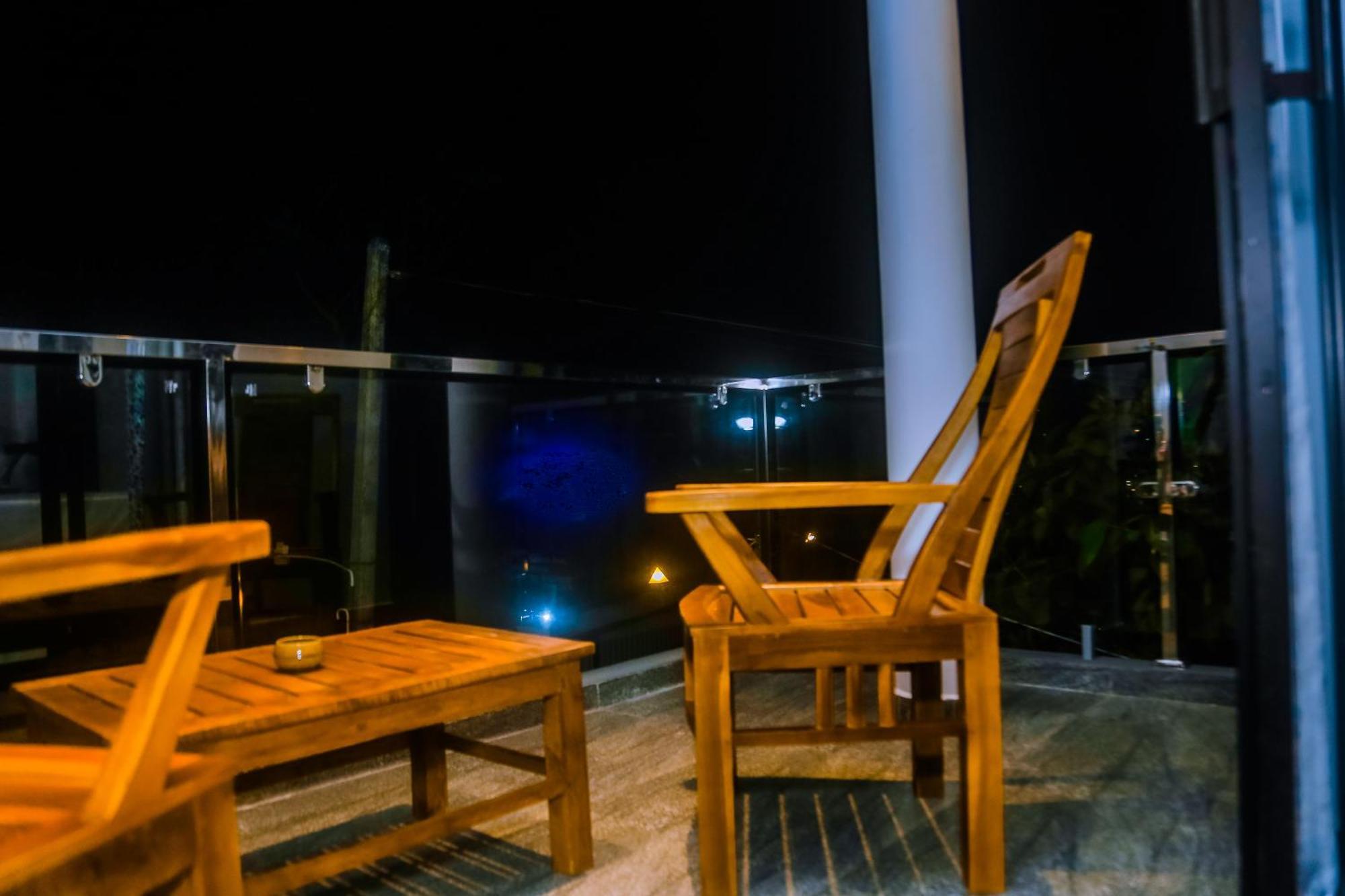Mirissa Breeze Hotel Ngoại thất bức ảnh
