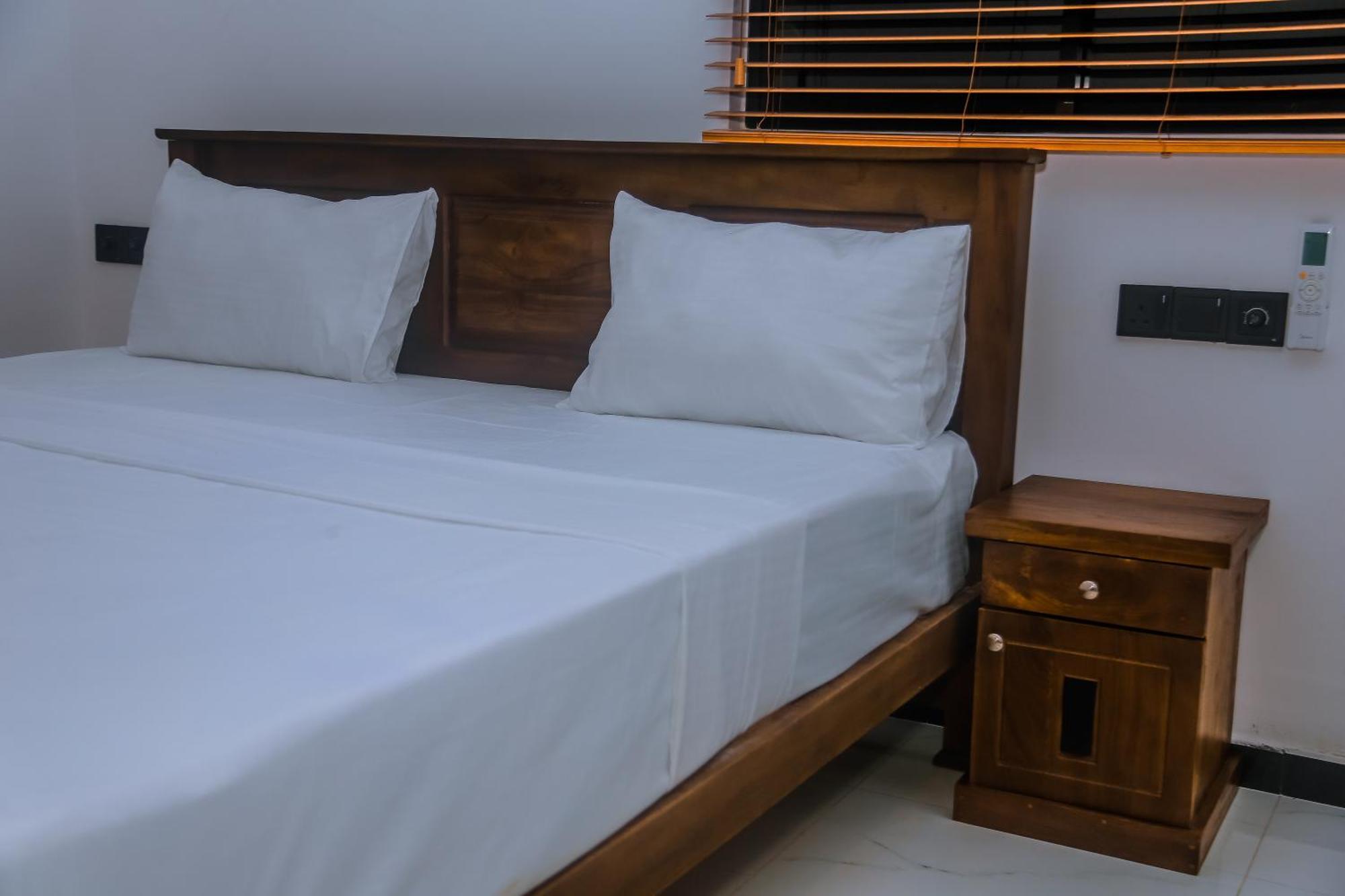 Mirissa Breeze Hotel Ngoại thất bức ảnh
