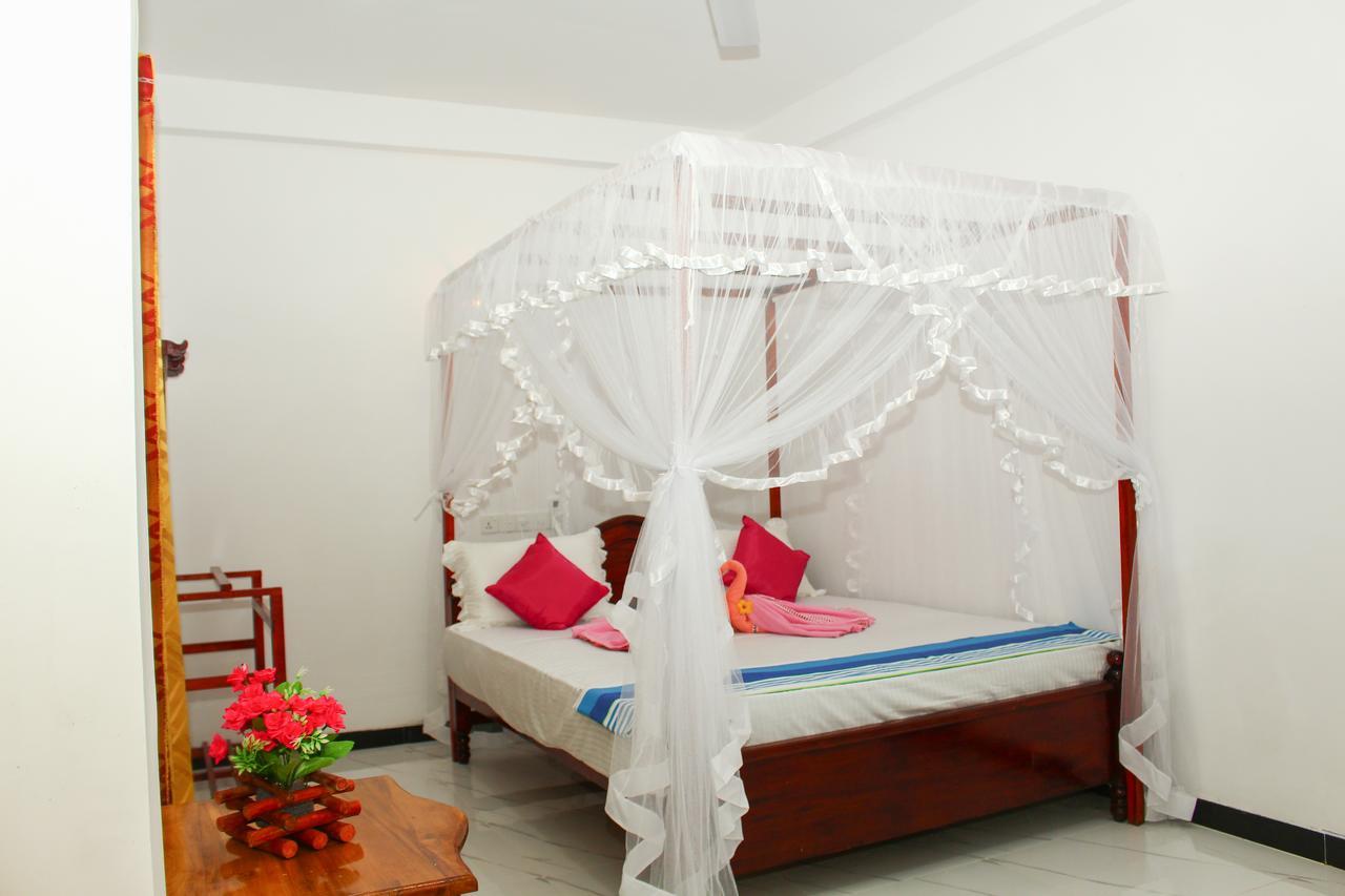 Mirissa Breeze Hotel Ngoại thất bức ảnh
